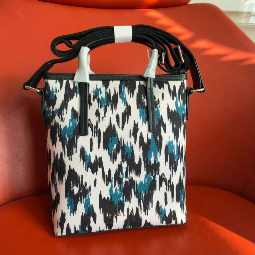 Radley London Addison Abstract Fabric Small Ziptop Grab Bag Teal NEW